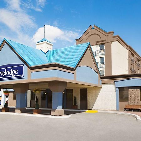 Travelodge Calgary Macleod Trail מראה חיצוני תמונה