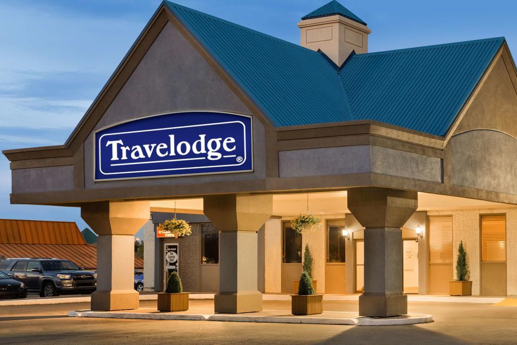 Travelodge Calgary Macleod Trail מראה חיצוני תמונה